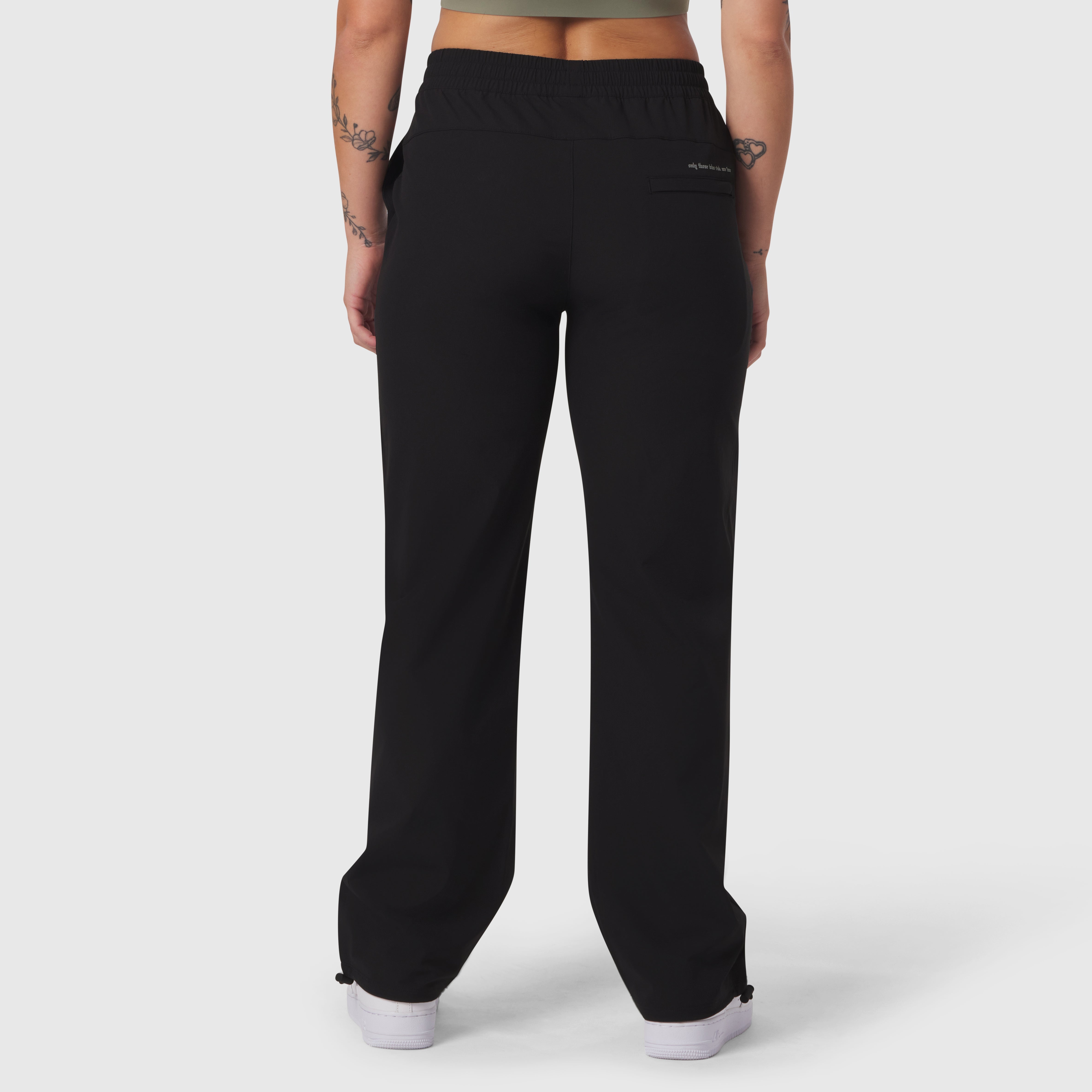 W036. Ripstop Relaxed Track Pant - Black
