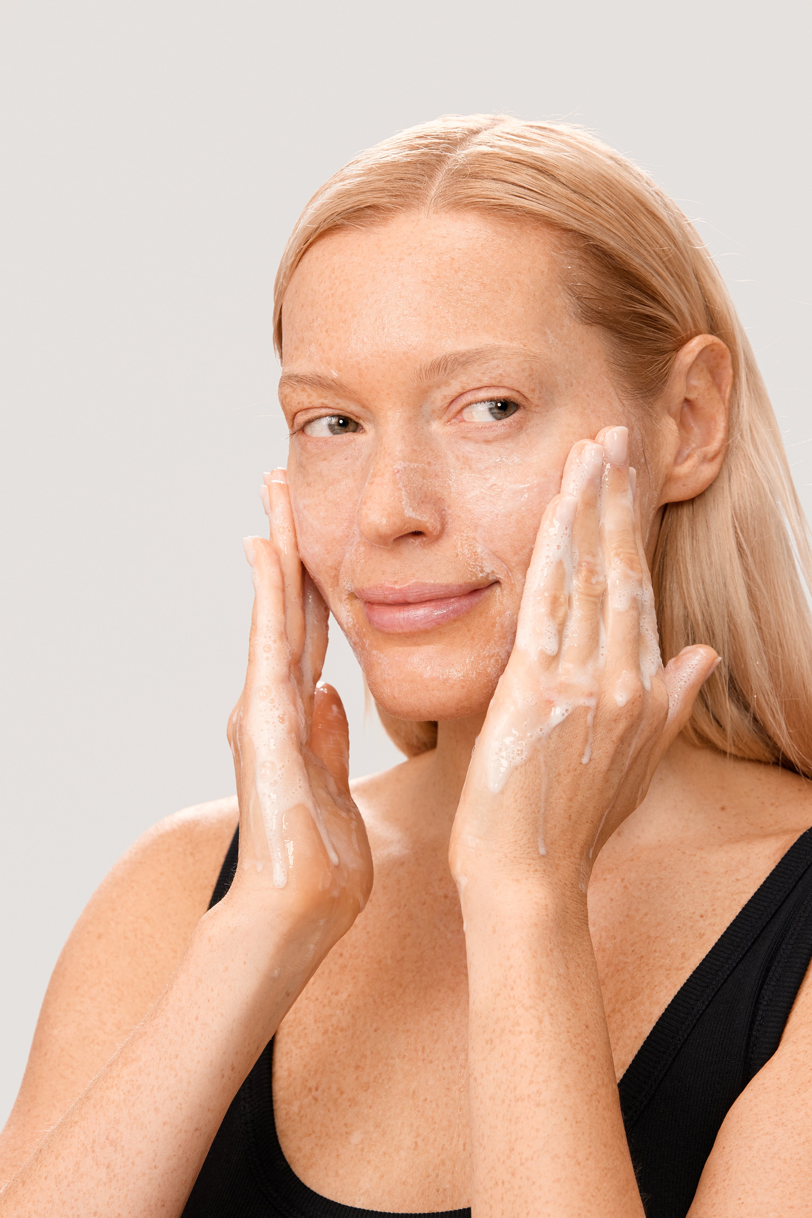 Dr. Few Skincare Gentle Exfoliating Cleanser