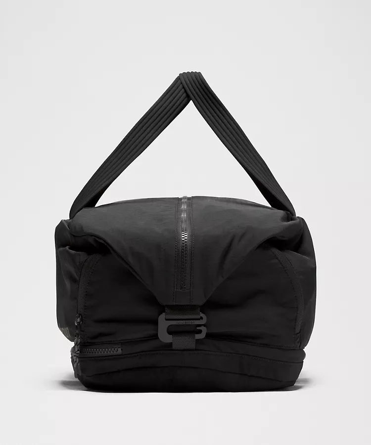 Lululemon 3-in-1 Gym Duffle Bag 30L